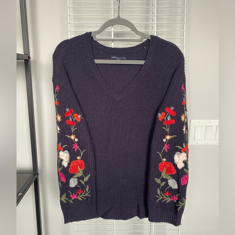 American Eagle Knit Floral Sweater